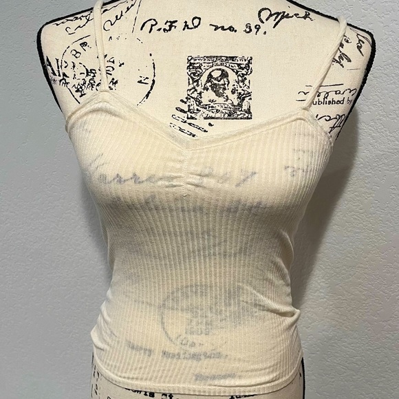 Urban Outfitters Tops - Urban Outfitter’s cami!